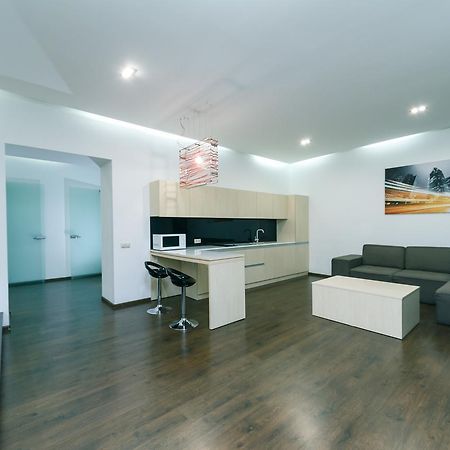 Kreschatik 21 With Terrace 2Br Kyjev Exteriér fotografie